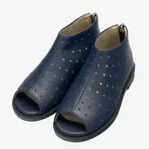 [보리보리/아이들]2023 키즈 & 맘 소가죽 토오픈 펀칭 부티 샌들 - 네이비