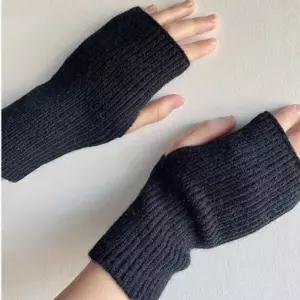 겨울 니트 손목워머 손등워머 울 핸드워머 따뜻한 팔토시 dJp9+3zbY