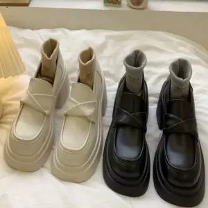 여성 꼬임 스트랩 포인트 가벼운 통굽로퍼 페니로퍼 여성구두 여성로퍼 통굽로퍼