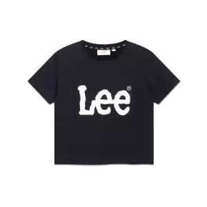 [LEE]우먼 빅 트위치 로고 티셔츠 블랙 LE2602ST60BK 744745
