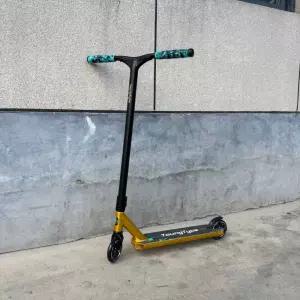 묘기용 킥보드 스턴트 스쿠터 성인용 프로 킥보드