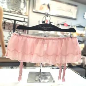 [에블린] 에블린 프리미엄 D컬렉션 코케트 퍼퓸 가터 EBFCF2554D