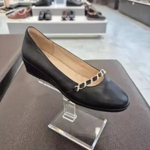 [ELCANTO]엘칸토 HC11 양가죽 여성 펌프스 4CM 웨지 세미정장 펌프스 W6J9U6Y1319 (S49062526)