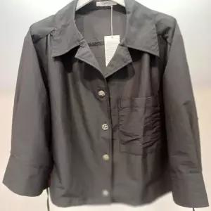 Destijl 홈플러스몰06 봄 가을 간절기 7부 무지 카라 세미크롭 셀리 쟈켓 블라