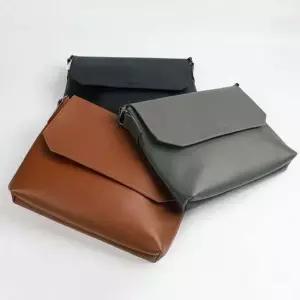 스티치 포인트 크로스백 서류 노트북 출퇴근용 가방 서류가방