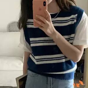 쿨샵 여성 니트조끼 스트라이프 크롭스타일 베스트