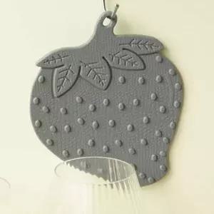 실리콘이라 밀리지않는 파스텔 딸기 냄비받침 3color