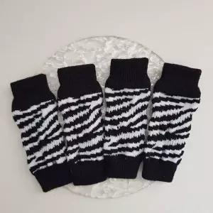 반려동물 슬개골 보호대 4개입 강아지 다리 반려견 발 애견 워머 양말 발목 커버 옷 보온 미끄럼 방지