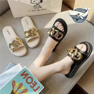 트렌디한 발편한 블링 슬리퍼 금색 체인 장식 블링슬리퍼 블링블링슬리퍼 화려한슬리퍼