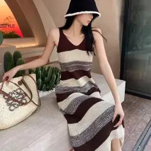 여행복 편안한 민소매 배색 니트 원피스 여성복