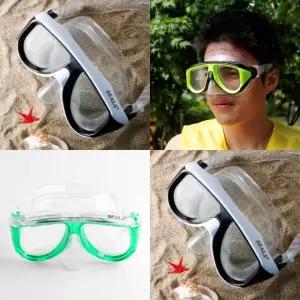 다이빙 마스크 잠수물안경 여름바닷가