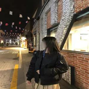 블랙야크 겨울 연인 오버핏패딩 항공점퍼 방한잠바 남여공용 겨울커플룩 s-봄버자켓