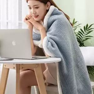 담요 후드 입는 담요 집순이 사무실 입는 무릎 귀여운 망토 차량용 블랭킷 이불