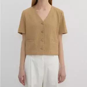 [롯데백화점]리스트 브이넥 트위드 크롭 자켓(TWWJKP62120)