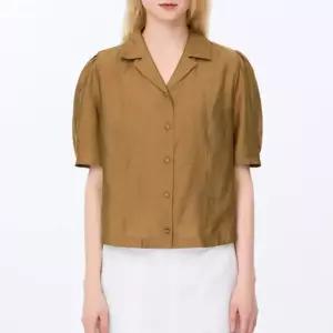 매장정품 SHESMISS 쉬즈미스 카라 퍼프 반팔 블라우스SWWBLP22120 1427119