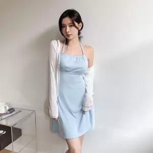 여자 슬림핏 셔링 홀터넥 플레어 스판 미니원피스