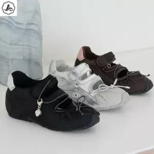 [애슬릿] 메리제인 스니커즈 스트링 셔링 찍찍이 실버 하트 단화