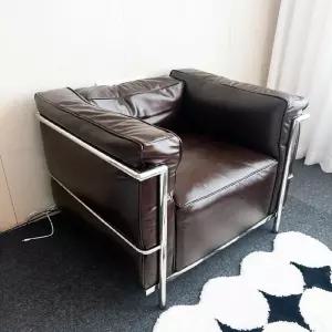LC3 가죽소파 다운폼 김나영 PU 커스텀 르코르뷔지에 라운지 쇼파