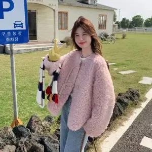 여성용 핑크 버클 모피코트 무스탕 라이크 퍼 코트 일체형 OP1