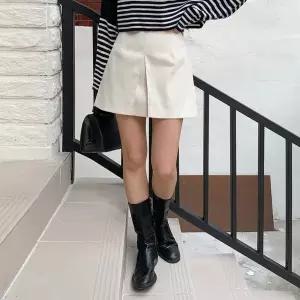 [하프클럽/]여자 앞면 절개 트임 A라인 미니 스커트