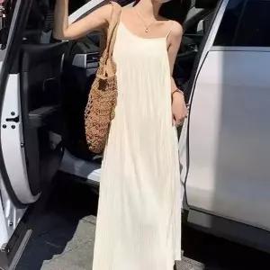 [하프클럽/]샤랄라 플리츠 슬리브리스 롱 드레스 나시 롱원피스