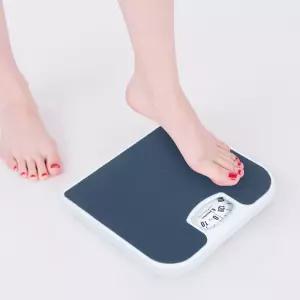 IW 기계식체중계 KS-5600눈금 아날로그 목욕탕 가정용 몸무게측정계 확인