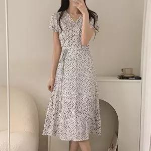 [옷자락][클리어런스]플라워 잔꽃 여름하객룩 숏반팔 흰색 랩 롱원피스_5