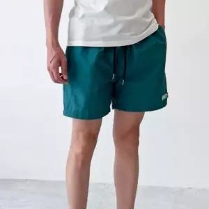 남성 여름 물놀이 수영장 비치웨어 반바지 패치 숏팬츠