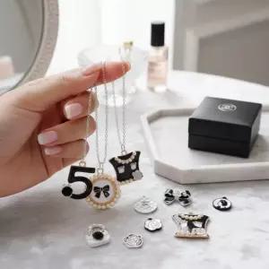 럭셔리 큐빅 리본 플라워 슬리퍼 여성 블링블링 보석 샌들 장식 파츠