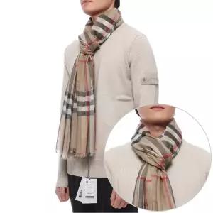 [버버리] 26SS 남성 체크 울 실크 머플러 (8078779 ARCHIVE BEIGE M 26S)