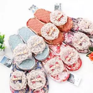 추천템 플라워 이중쿠션 예쁜 슬리퍼 실내 인기 코사지 여성 층간무소음 거실화 실내화