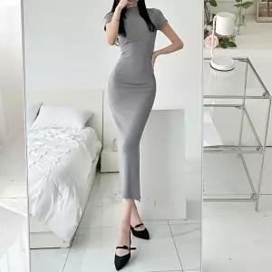 [옷자락][클리어런스]반목 슬림핏 스판 셔링 옆 슬릿 반팔 롱원피스_5