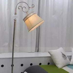 인테리어 코너 침실 앤티크 플로어 장스탠드 스탠드조명 클래식