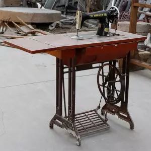 옛날 책상재봉틀 수동 가정용 오바로크 싱거 페달 미싱기