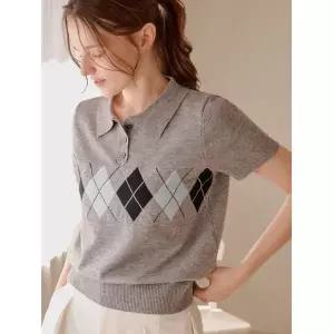 블루레이스 아가일 반오픈 카라 니트_B6S1KT2161