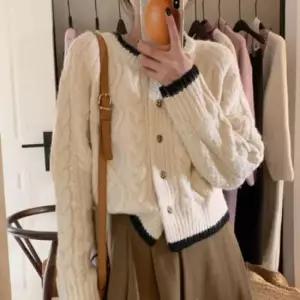기본가디건 여성 겨울 러블리 꽈배기 니트 배색 스웨터 긴팔 가디건