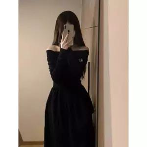 엘럽 여친 원피스 치마 화이트 롱 가을 프렌치 일자어깨 긴팔 조 박템3