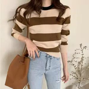 단가라긴팔티 스프라이트티정장니트 단가라니트라운드니트
