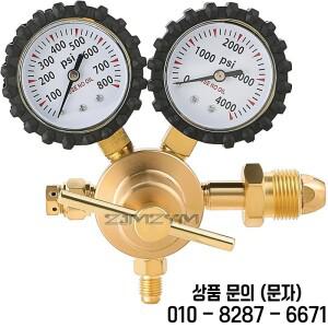 0 800 PSI 공급 압력 1.5M 호스 CGA580 인렛 연결 및 1/4인치 남성 플레어 아웃렛 있는 질소 조절기