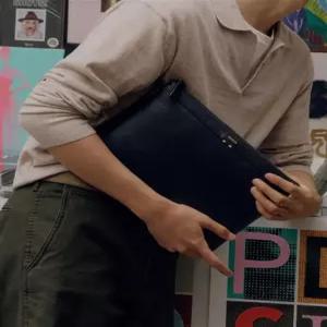 헤지스 액세서리 25FW [ROWING STRIPE] 가죽 클러치 HJHO5F530BK