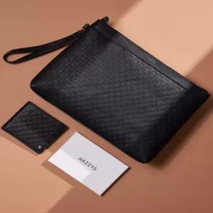 헤지스 액세서리 25FW [KINGTON]블랙 이니셜패턴 소가죽 클러치백 HJHO5F830BK