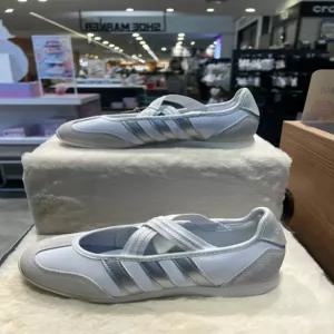 [슈마커] 아디다스 바레다 메리제인 HQ7400