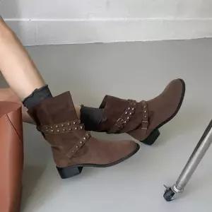 의류 첼시 봄신발 여자롱부츠 부티 여성 가을 로우힐