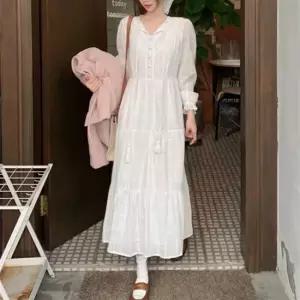 A라인 캉캉 원피스 브이 자수 여리핏 원피스 브이트임 소매 밴딩프릴 뒷지퍼 수술 스트링