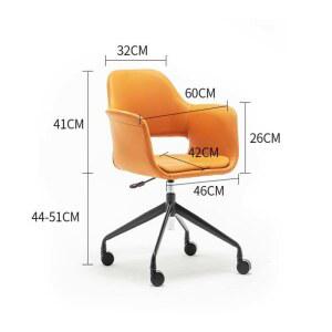 바퀴달린의자 스툴 등받이 병원 등받이있는 원목 승마의자 새로운 진료 회전의자 촬영소품