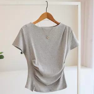 [잇수다] 노베오 언발 셔링 트임 스판 라운드 반팔 티셔츠