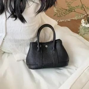 (색상 블랙)여행용크로스백 여성 미니 가죽 크로스백 휴대폰 가방 블랙 여성크로스가방