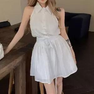 여성 미니 원피스 홀터넥 허리밴딩 플레어스커트 원피스 레이스자수 스트링벨트 진주콩단추