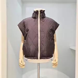 [밸리걸]밑단 스트링 리버시블 퍼 퀼팅 베스트 817680