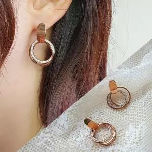 [옷자락]여자 써지컬스틸 큐빅 투링 드롭 귀걸이